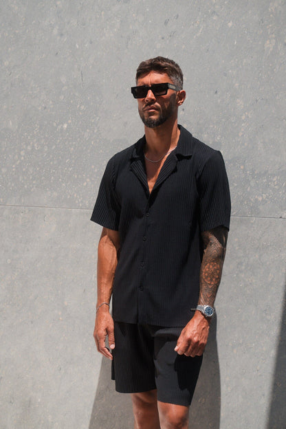 Black Ribbed S/S Shirt